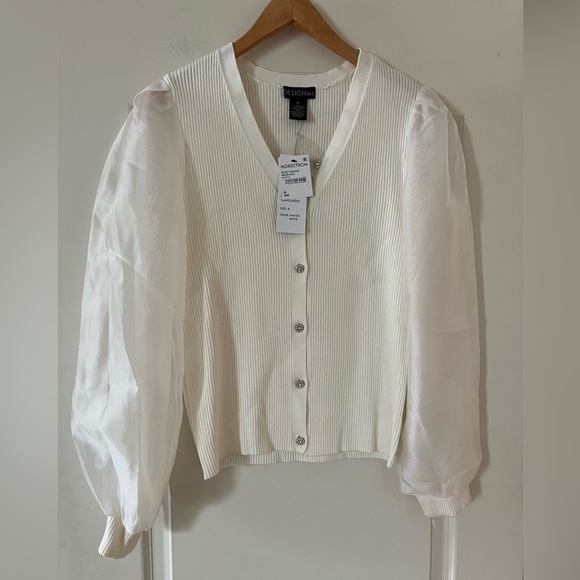 New! Design 365 Designer Brand Elegant White V-Neck Women's Sweater Medium - Picture 9 of 16